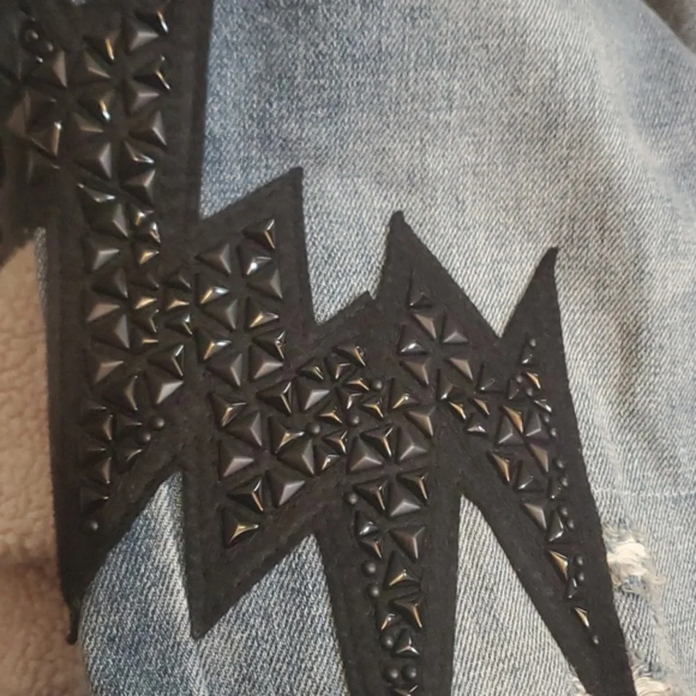 Juicy Couture gossip pop destroyed sunset wash boyfriend skinny jeans‎ NW… - Picture 11 of 12